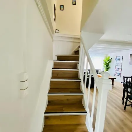 Agreable Maison En Centre De Mere Eglise Holiday home *