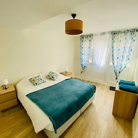 Agreable Maison En Centre De Mere Eglise Holiday home *