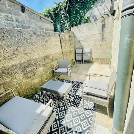 Agreable Maison En Centre De Mere Eglise Holiday home *